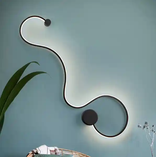Aplica perete LED stil minimalist Tyriq 94x28 cm neagra/aurie/alba, metal, 227018 - Schuller Cel mai bun preț