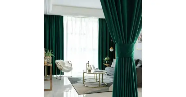 Expediere rapidă Set 2 bucati de Draperie Blackout din catifea Verde Smarald, 1.4m latime x 2.5m inaltime, cu rejansa pentru bara