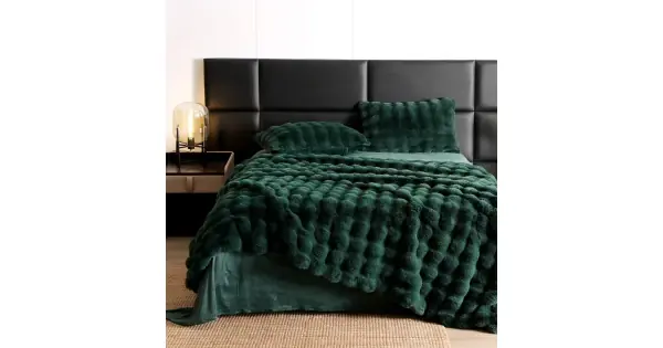 Lenjerie Luxury Pat Dublu, Jojo Home, ExtraPufoasa, din Blanita Artificiala tip Iepure, 6 piese, Verde Ultima șansă