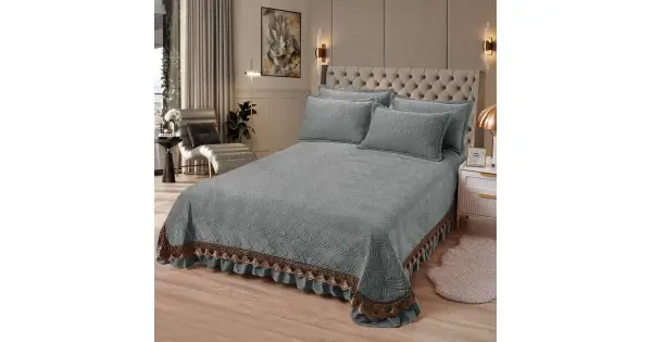 Retur gratuit Cuvertura pat dublu, 3 piese, Catifea Matlasata cu broderie, 220x240cm + 2 fete de perne 50x70cm, gri