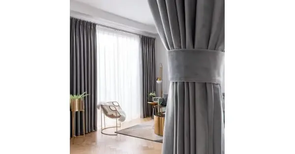 Set 2 Draperii Blackout din catifea Gri, 2m latime x 2.6m inaltime, cu rejansa pentru bara Preferatul clienților